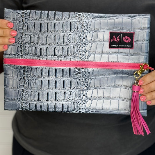 Grey Gator ~ Pink Zipper