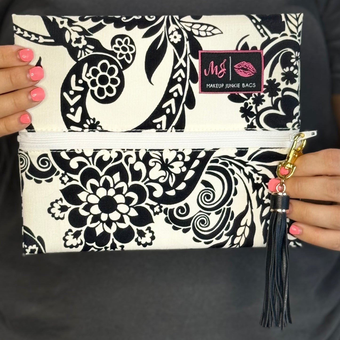 Black & White Floral ~ White Zipper