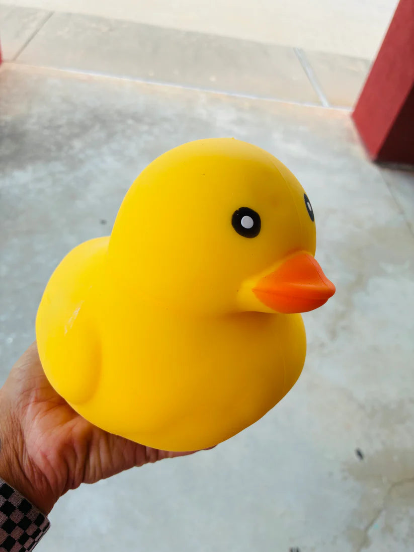 Jumbo Duck