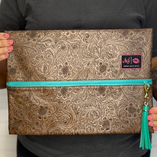 Amarillo ~ Teal Zipper